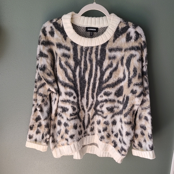 Express Oversized Leopard Print Sweater, Size Small - Picture 3 of 5